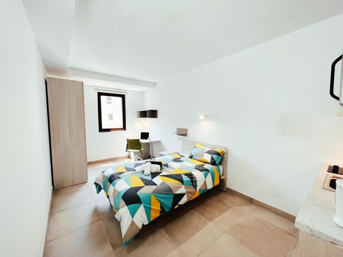Campus Hub Hostel Msida Luaran gambar
